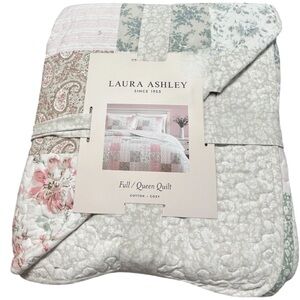 Laura Ashley Patchwork Pink and Multicolor Queen Cotton Quilt 90”x90”